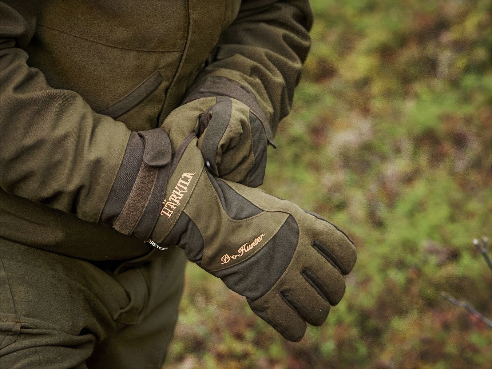 How to Pick the Best Hunting Gloves